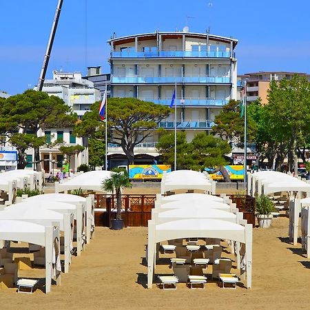 Sunbeach Apartments Lignano Sabbiadoro Luaran gambar