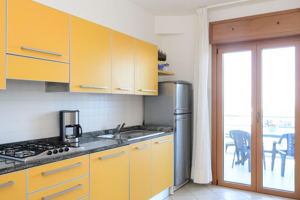 Sunbeach Apartments Lignano Sabbiadoro Luaran gambar