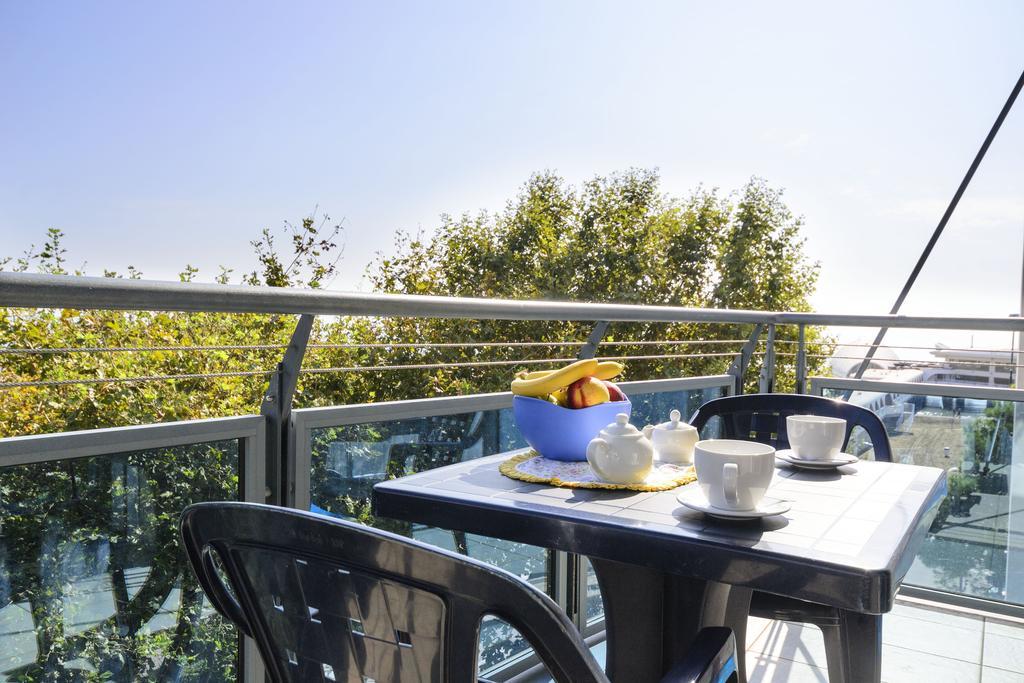 Sunbeach Apartments Lignano Sabbiadoro Luaran gambar